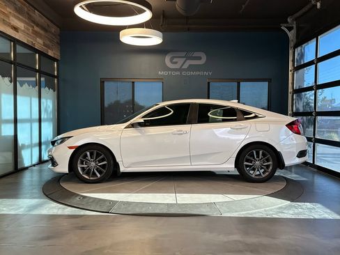 Used 2019 Honda Civic EX-L image 6