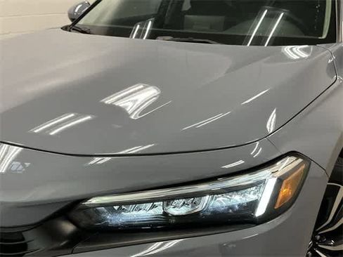 Certified 2024 Honda Civic EX image 31