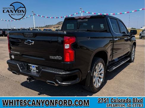 Used 2021 Chevrolet Silverado 1500 High Country w/ Technology Package AWD/4WD image 12