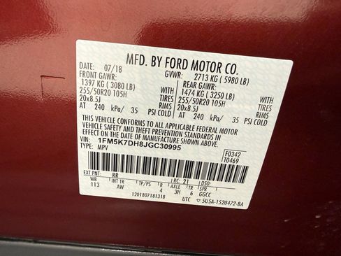 Used 2018 Ford Explorer XLT w/ Equipment Group 202A image 12