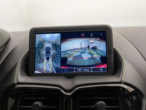 Used 2019 Aston Martin V8 Vantage Coupe RWD image 38
