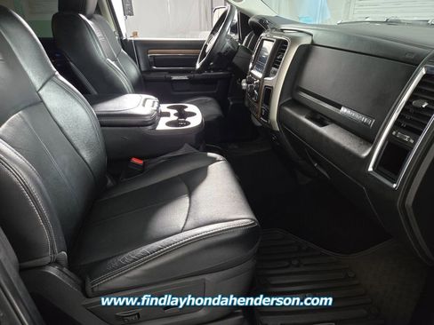 Used 2018 RAM 1500 Laramie w/ Convenience Group AWD/4WD image 21