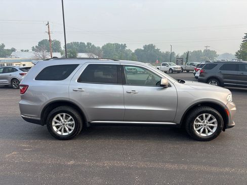 Used 2021 Dodge Durango SXT AWD/4WD image 2