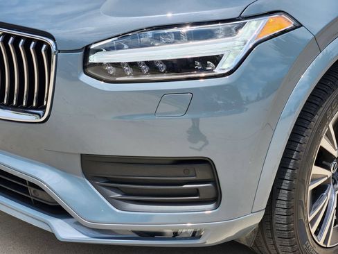 Used 2022 Volvo XC90 T5 Momentum w/ Climate Package FWD image 14