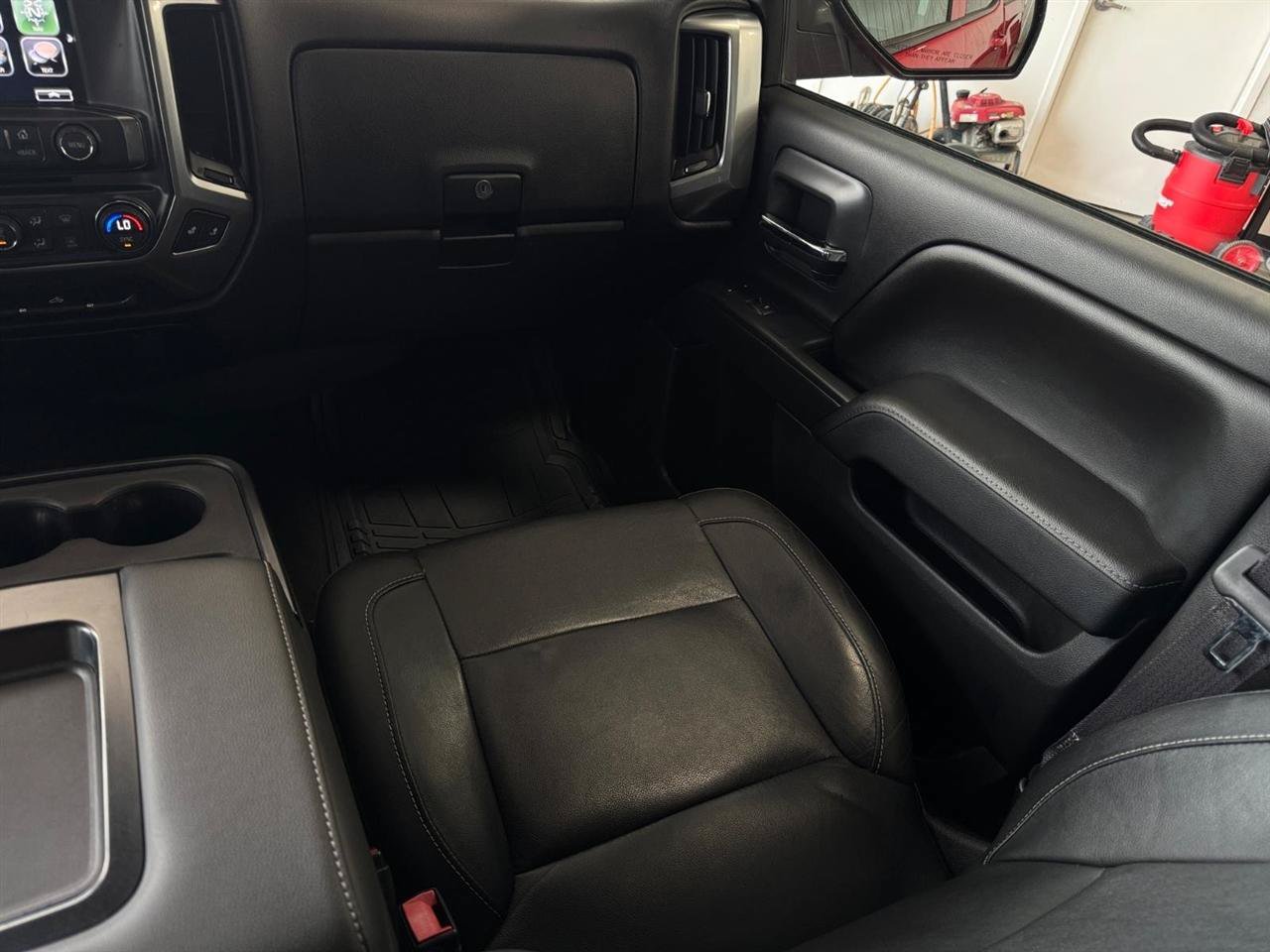 Used 2016 Chevrolet Silverado 1500 LT w/ All Star Edition AWD/4WD image 6