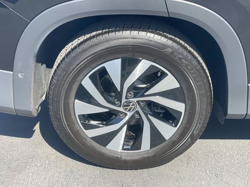 Certified 2026 Volkswagen Tiguan S FWD image 6