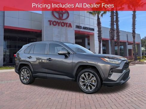 Used 2022 Toyota RAV4 XLE Premium FWD image 1