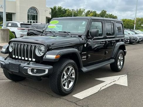 Used 2020 Jeep Wrangler Unlimited Sahara AWD/4WD image 3