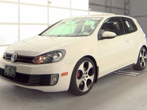 Used 2013 Volkswagen GTI 2-Door FWD image 2