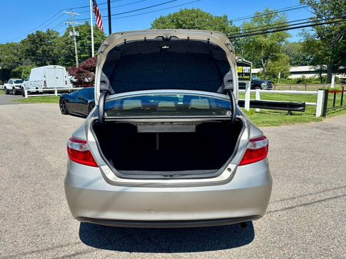 Used 2015 Toyota Camry LE FWD image 27