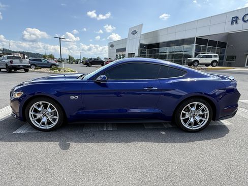 Used 2015 Ford Mustang GT Premium w/ Equipment Group 401A RWD image 8