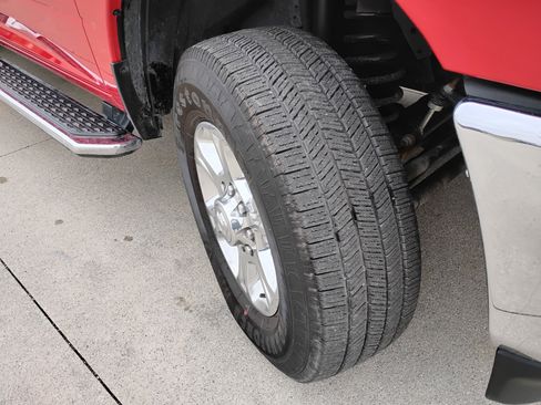 Used 2024 RAM 2500 Big Horn w/ Bed Utility Group image 28