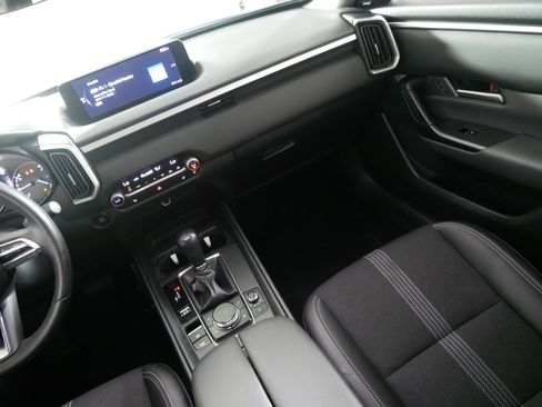 Used 2025 MAZDA CX-50 AWD 2.5 S w/ Premium Package image 11