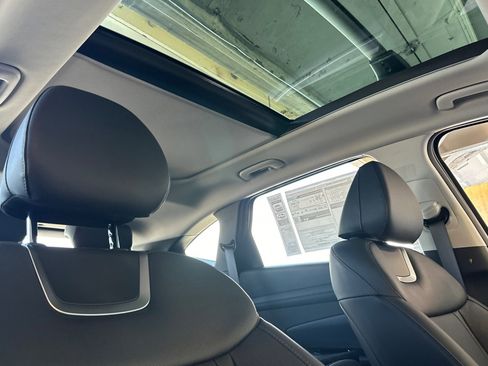 New 2026 Hyundai Tucson Limited AWD/4WD image 17