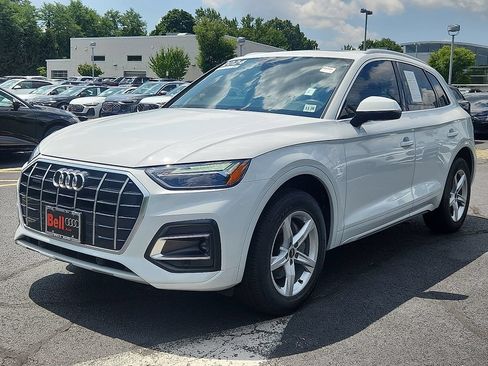 Used 2024 Audi Q5 Premium AWD/4WD image 9