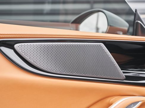 Used 2025 Ferrari Purosangue image 39