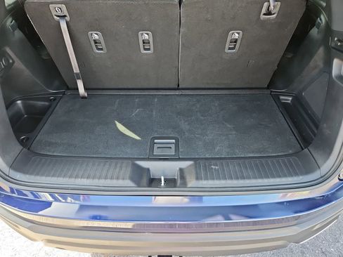 Used 2025 Honda Pilot Sport image 33