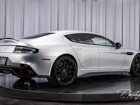 Used 2019 Aston Martin Rapide AMR image 29