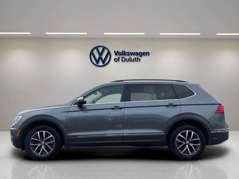 Certified 2020 Volkswagen Tiguan SE image 2