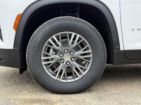 New 2026 Chevrolet Traverse LT AWD/4WD image 11
