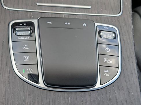 Used 2022 Mercedes-Benz GLC 300 4MATIC image 15