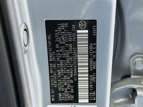 Used 2025 Toyota Camry LE image 12