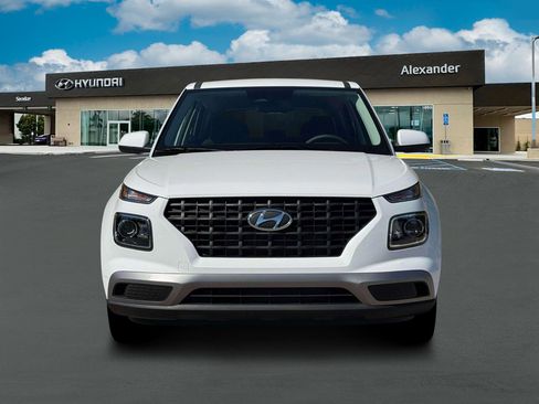 New 2026 Hyundai Venue SE image 12