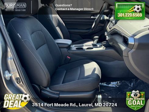 Used 2025 Nissan Altima 2.5 SV FWD image 20