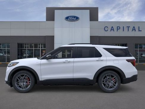 New 2026 Ford Explorer ST-Line w/ ST-Line Street Pack RWD image 3