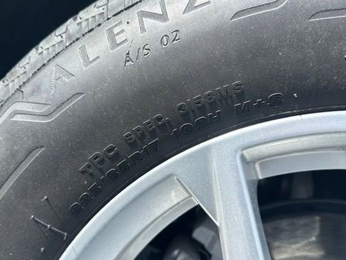Certified 2022 Chevrolet Equinox LT AWD/4WD image 33