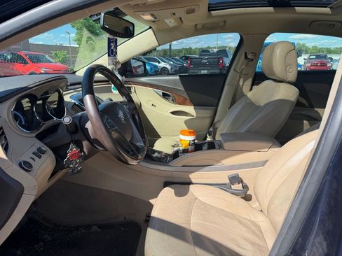 Used 2010 Buick LaCrosse CXL FWD image 4