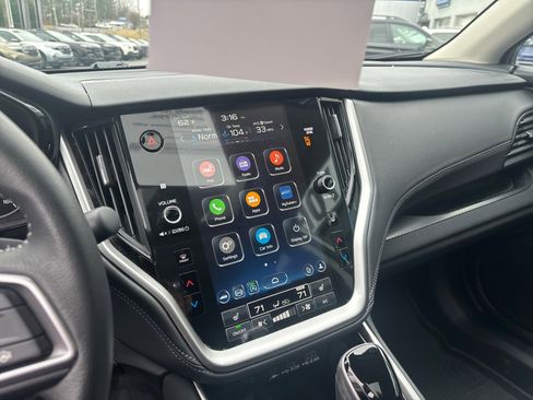 Certified 2025 Subaru Outback Premium w/ Popular Package #1A image 21