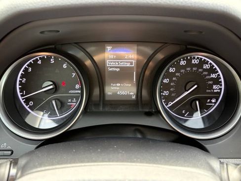 Used 2023 Ford F150 Raptor w/ Raptor 37 Performance Package AWD/4WD image 11
