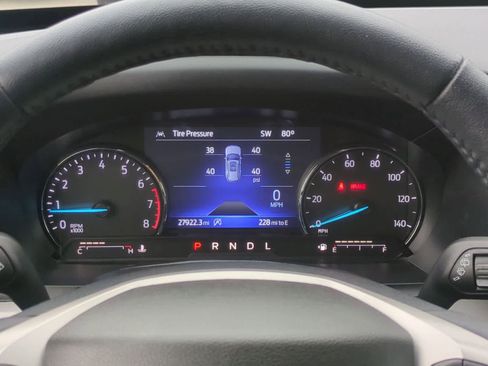 Used 2023 Ford Explorer XLT w/ Equipment Group 202A AWD/4WD image 32