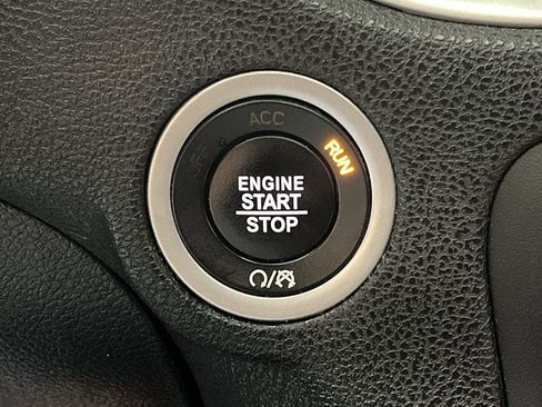 Used 2019 Dodge Charger R/T w/ Performance Handling Group image 19