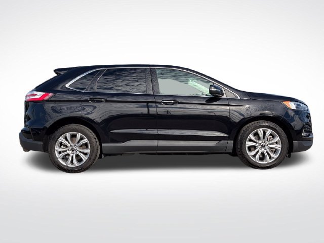 Used 2024 Ford Edge Titanium AWD/4WD image 4