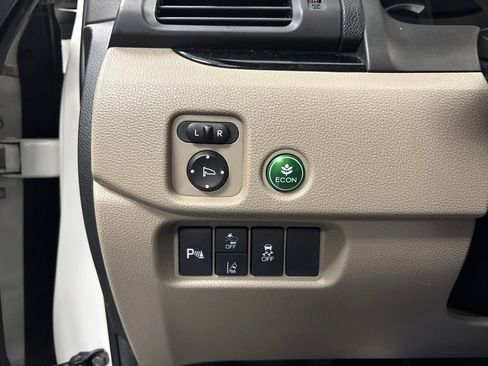 Used 2019 Honda Pilot Touring image 18