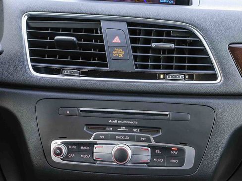 Used 2016 Audi Q3 2.0T Premium Plus w/ Technology Package image 19