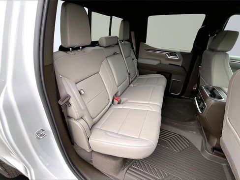 New 2026 Chevrolet Silverado 1500 LTZ w/ LTZ Premium Package image 10