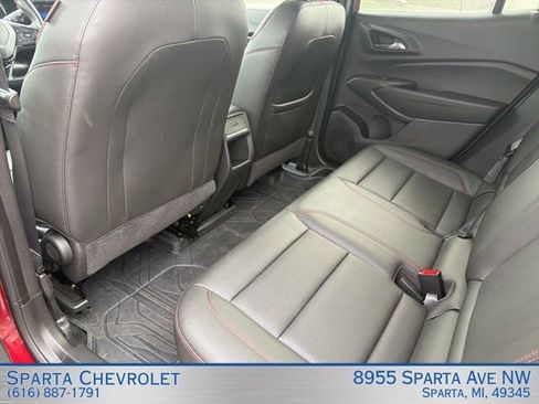 Used 2024 Chevrolet Trax RS FWD image 13