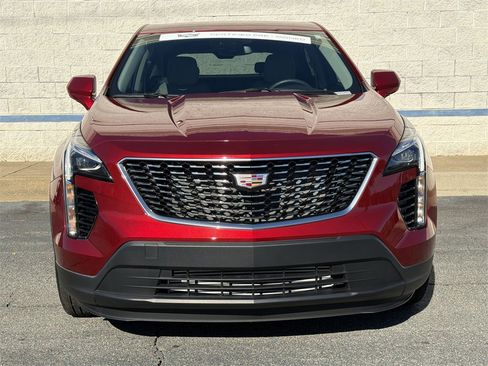 Certified 2023 Cadillac XT4 Luxury image 2
