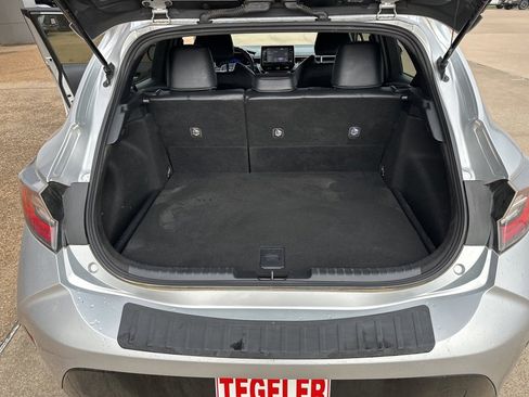 Used 2019 Toyota Corolla XSE image 16