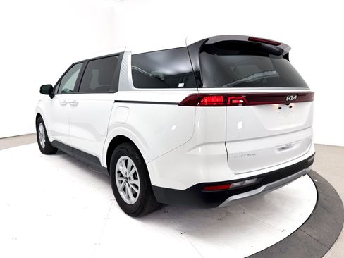Used 2024 Kia Carnival LX FWD image 15