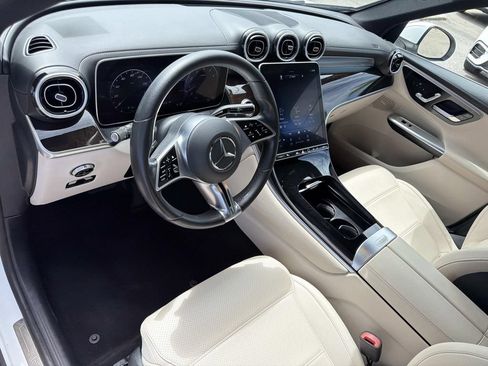 Used 2023 Mercedes-Benz GLC 300 image 18