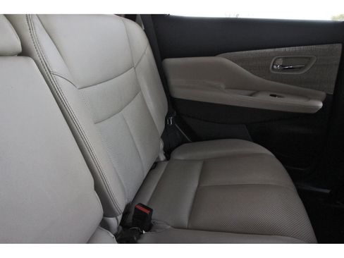 Used 2020 Nissan Murano SL w/ Moonroof Package FWD image 15