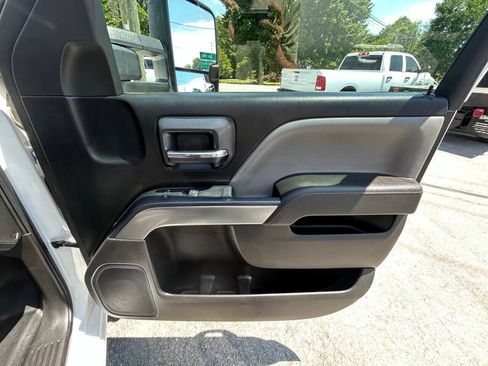 Used 2015 Chevrolet Silverado 3500 LT w/ LT Convenience Package AWD/4WD image 23