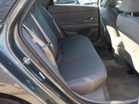Used 2024 Hyundai Elantra SEL FWD image 24
