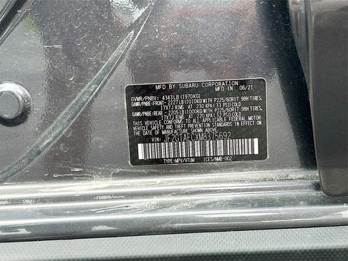 Used 2021 Subaru Crosstrek 2.0i Premium w/ Moonroof Package image 33