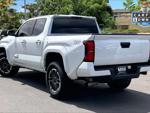 Used 2025 Toyota Tacoma TRD Sport RWD image 11