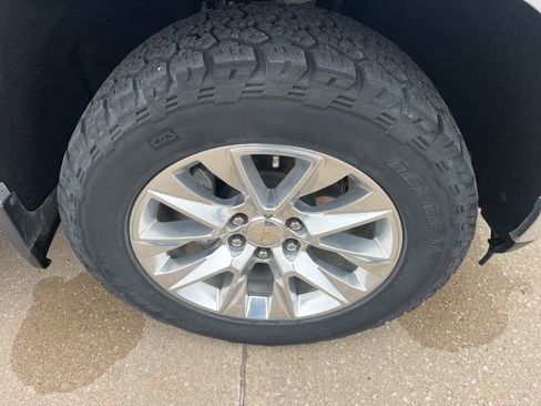 Used 2021 Chevrolet Silverado 1500 LTZ w/ LTZ Premium Package image 63